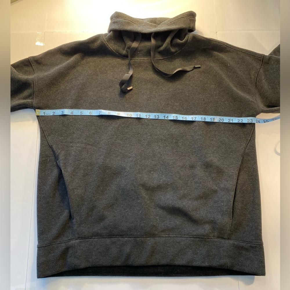 Lululemon Women’s Fleece Pullover size 12  Black - Picture 2 of 5